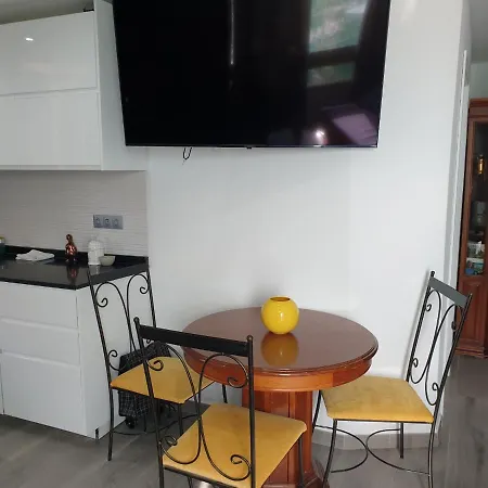 Apartament Palmeras アパート フエンヒロラ