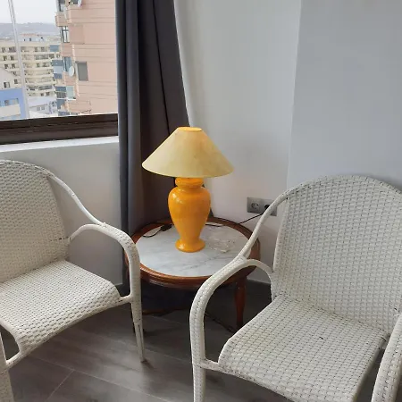 Apartament Palmeras アパート *