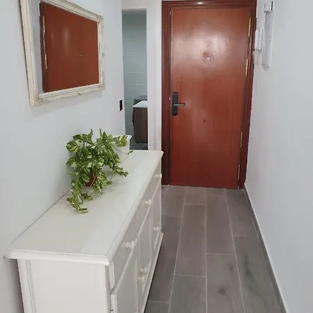 Apartament Palmeras アパート *