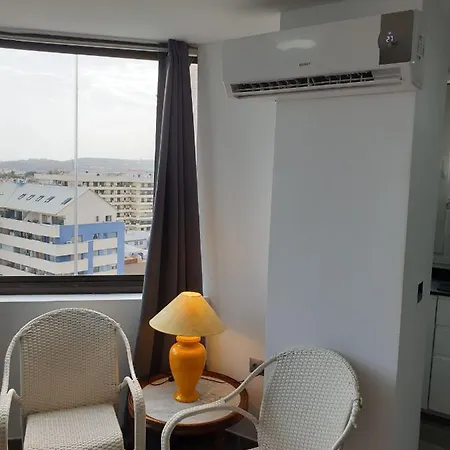 Apartament Palmeras アパート フエンヒロラ