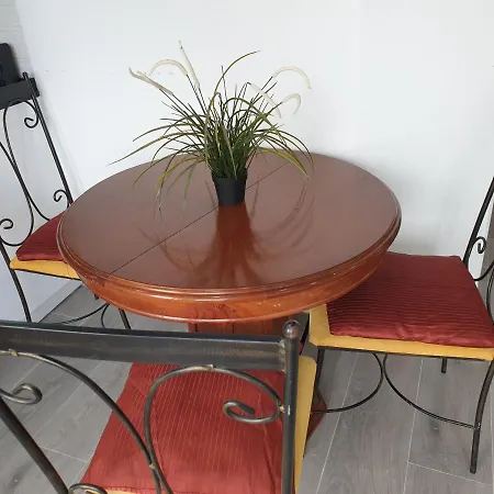Apartament Palmeras フエンヒロラ