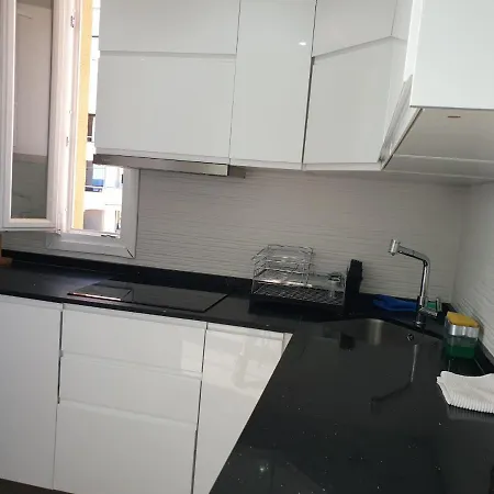 Apartament Palmeras *